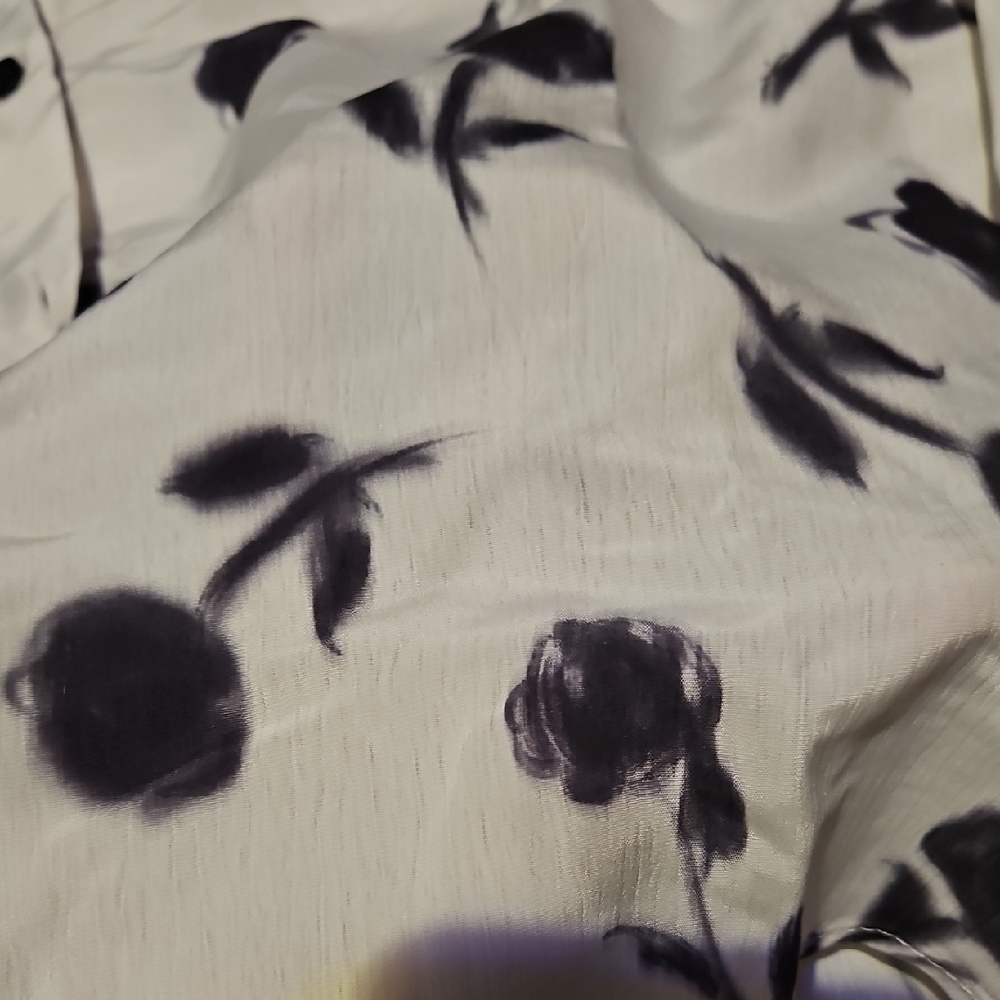 Floral Button-Up Shirt - Picture 3 of 5